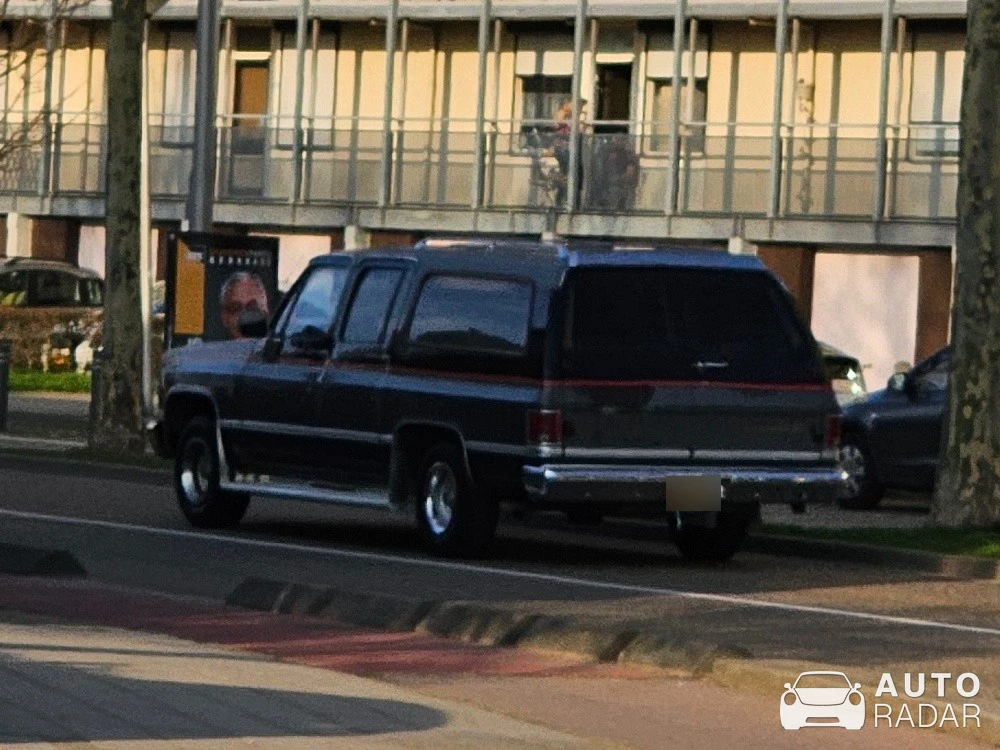 Chevrolet Suburban RST spotted in Kerkrade