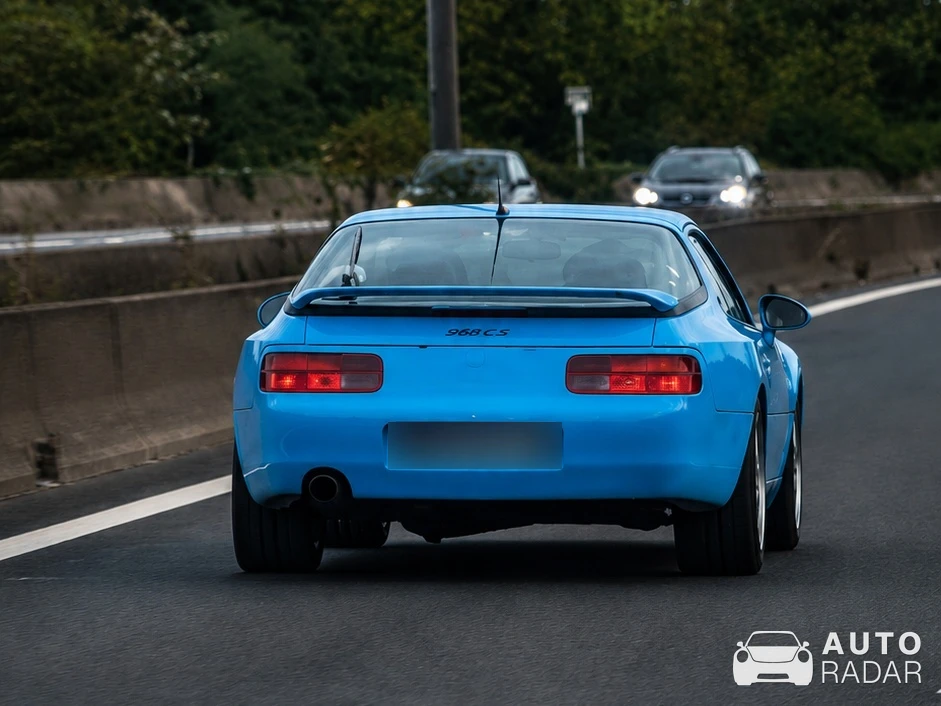 Porsche 968 CS spotted in Chevilly-Larue