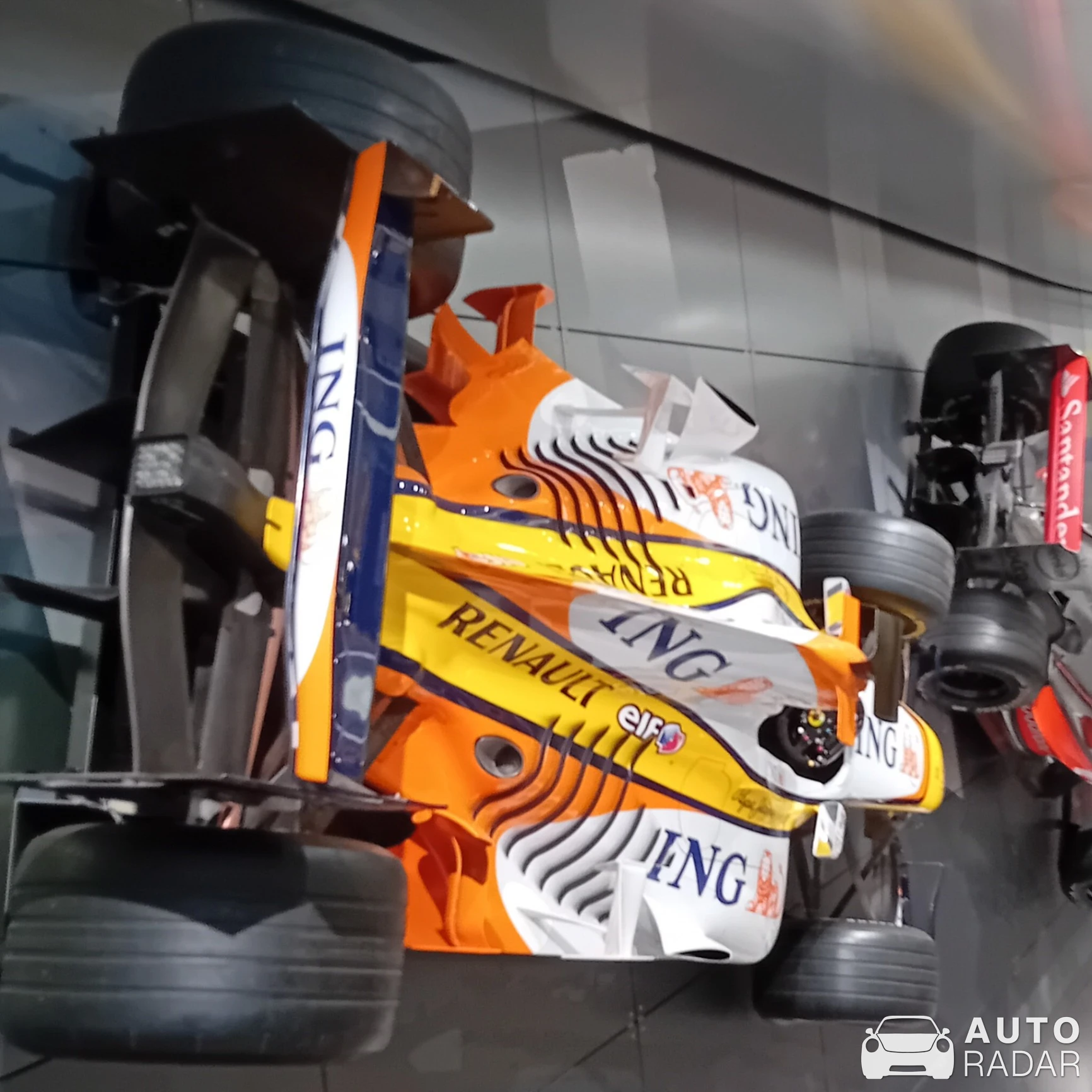 Renault F1 R25 spotted