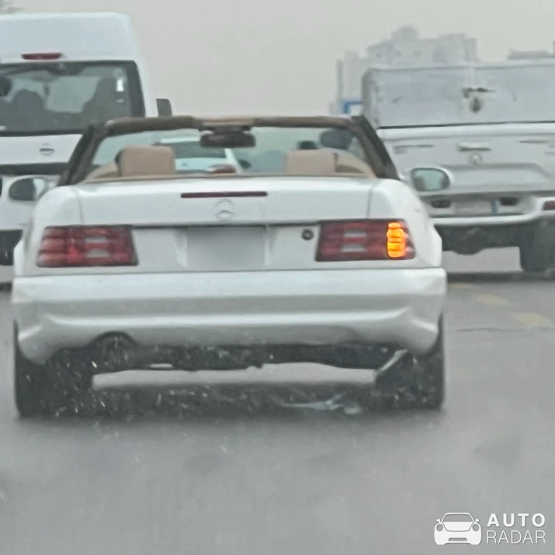 Mercedes-Benz SL 60 AMG R129 spotted in الظهران