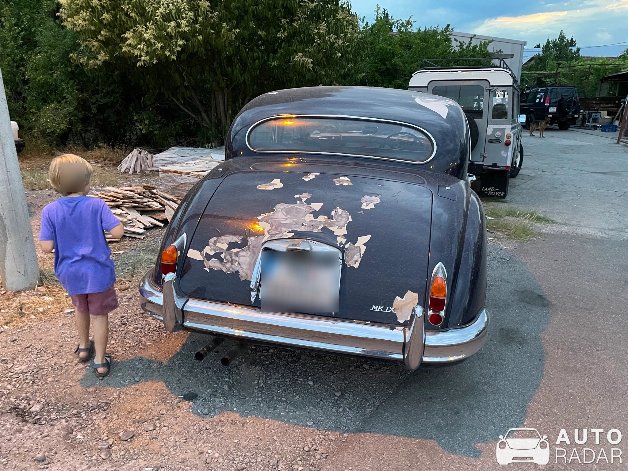 Jaguar Mark IX spotted in Podgorica