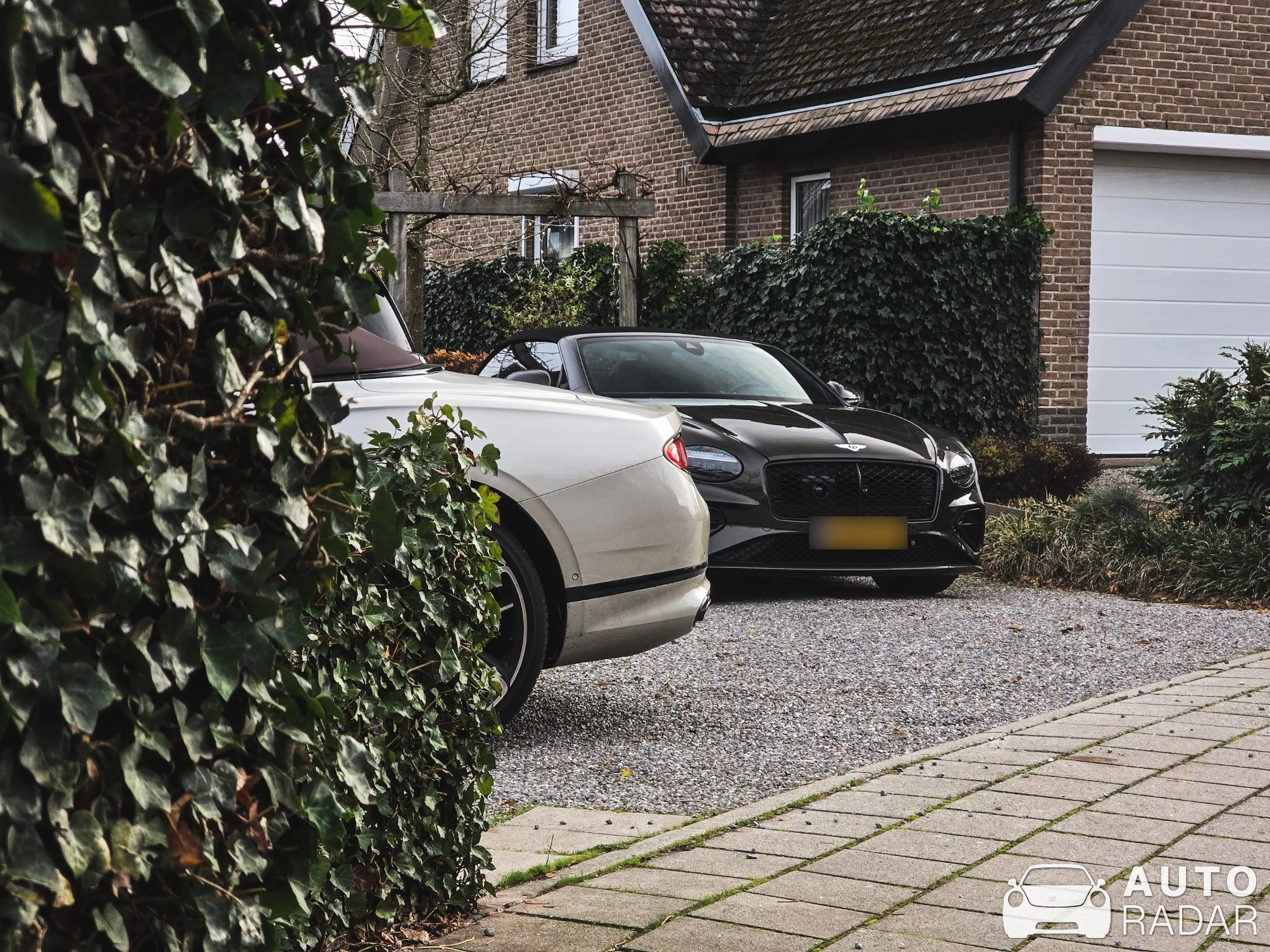 Bentley Continental GTC V8 Azure spotted in Reeuwijk