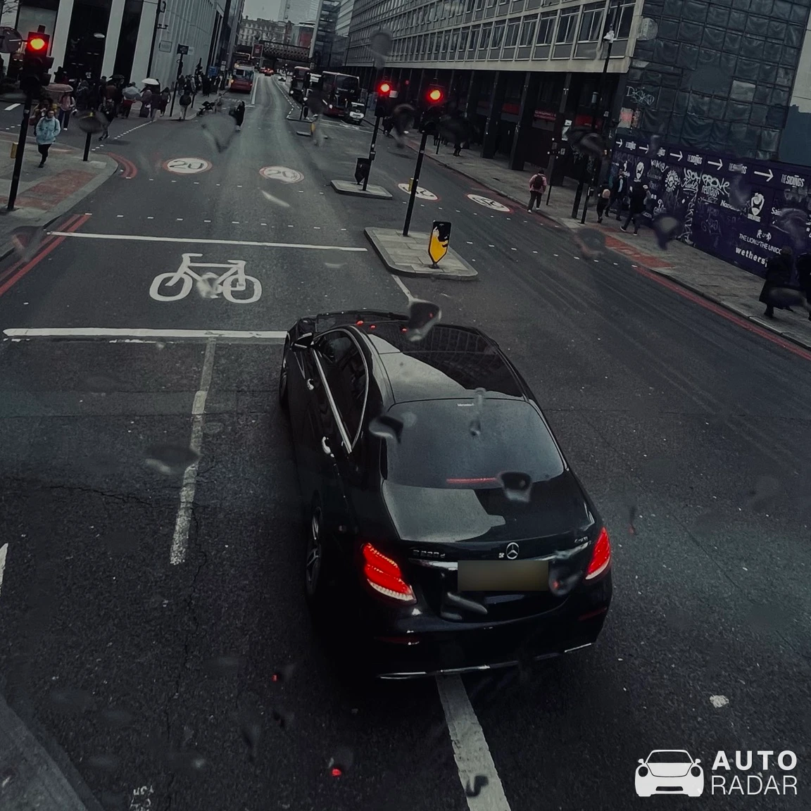 Mercedes-Benz E-Klasse W213 spotted in Greater London, United Kingdom