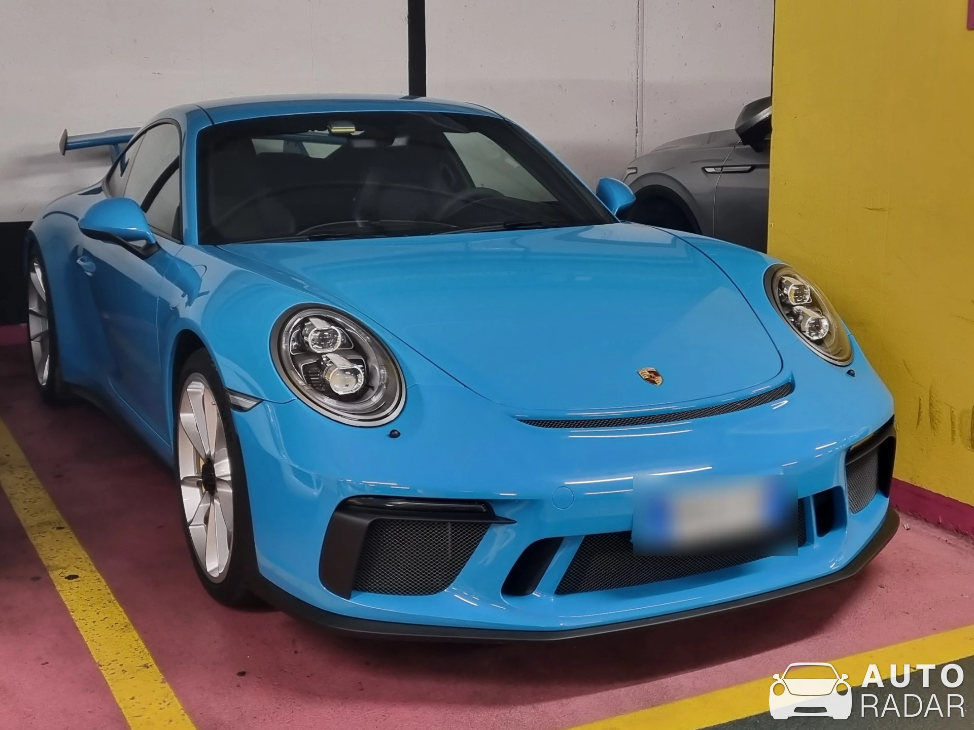Porsche 991 GT3 MkII spotted in Milano, Italia