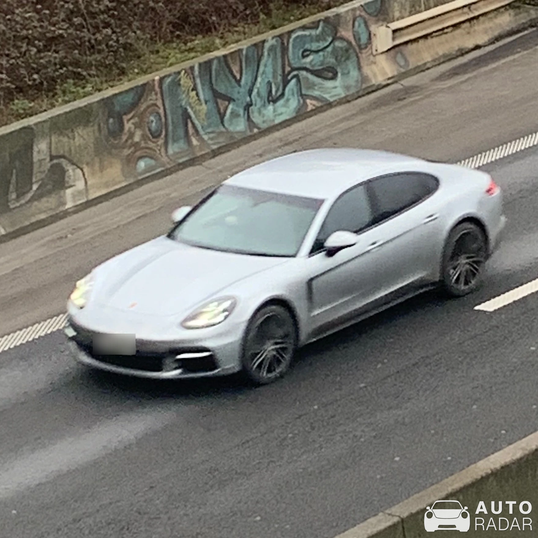 Porsche 970 Panamera 4 spotted in Antwerpen, België
