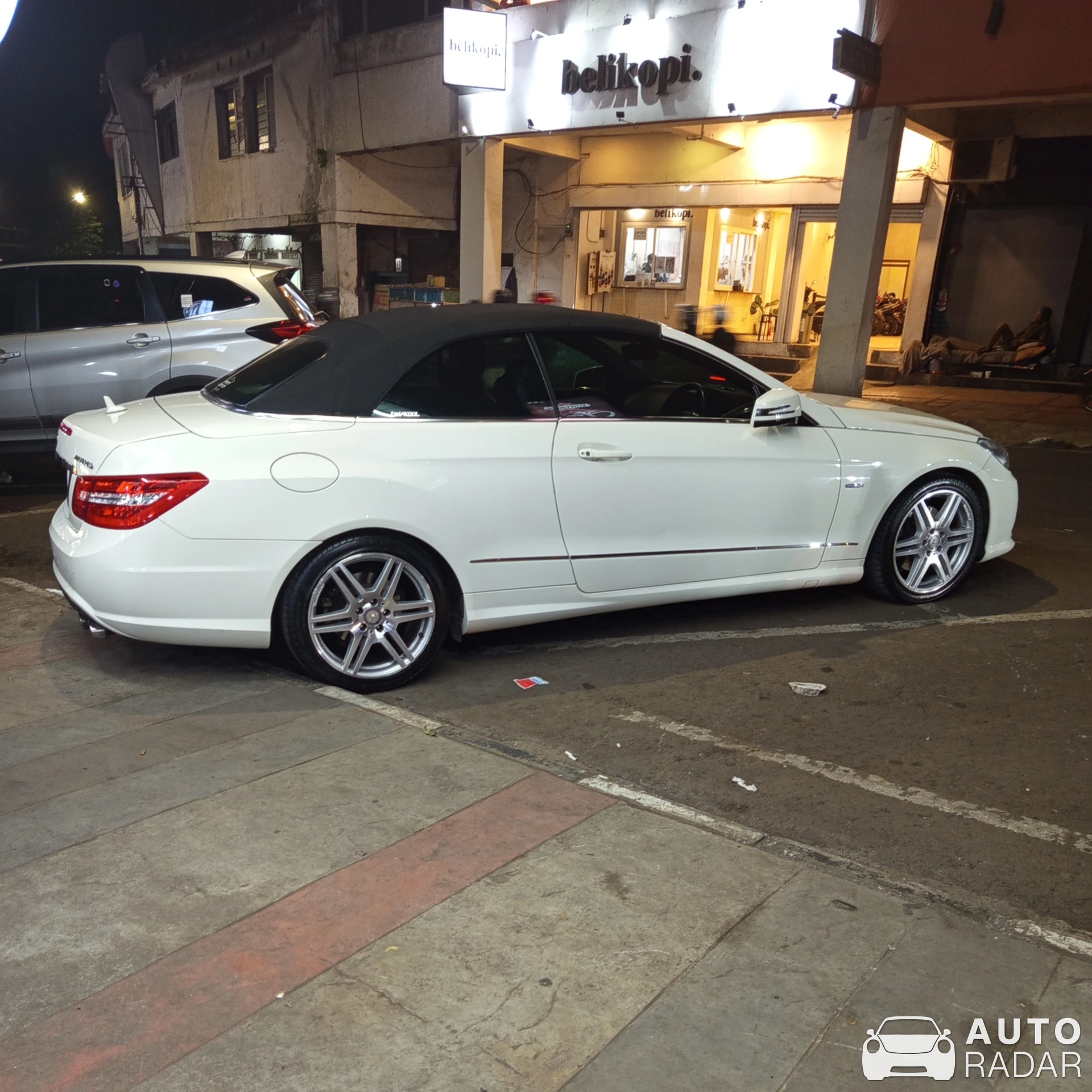 Mercedes-Benz E-Klasse Cabriolet A207 2013 spotted in Kota Bandung, Indonesia