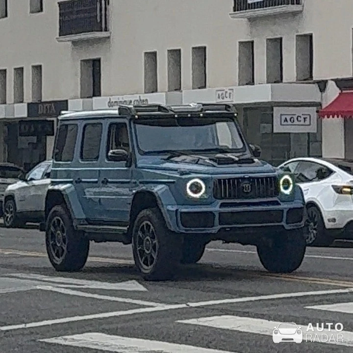 Mercedes-AMG Brabus G 700 4X4² W463 2018 Spots spotted in Beverly Hills, United States