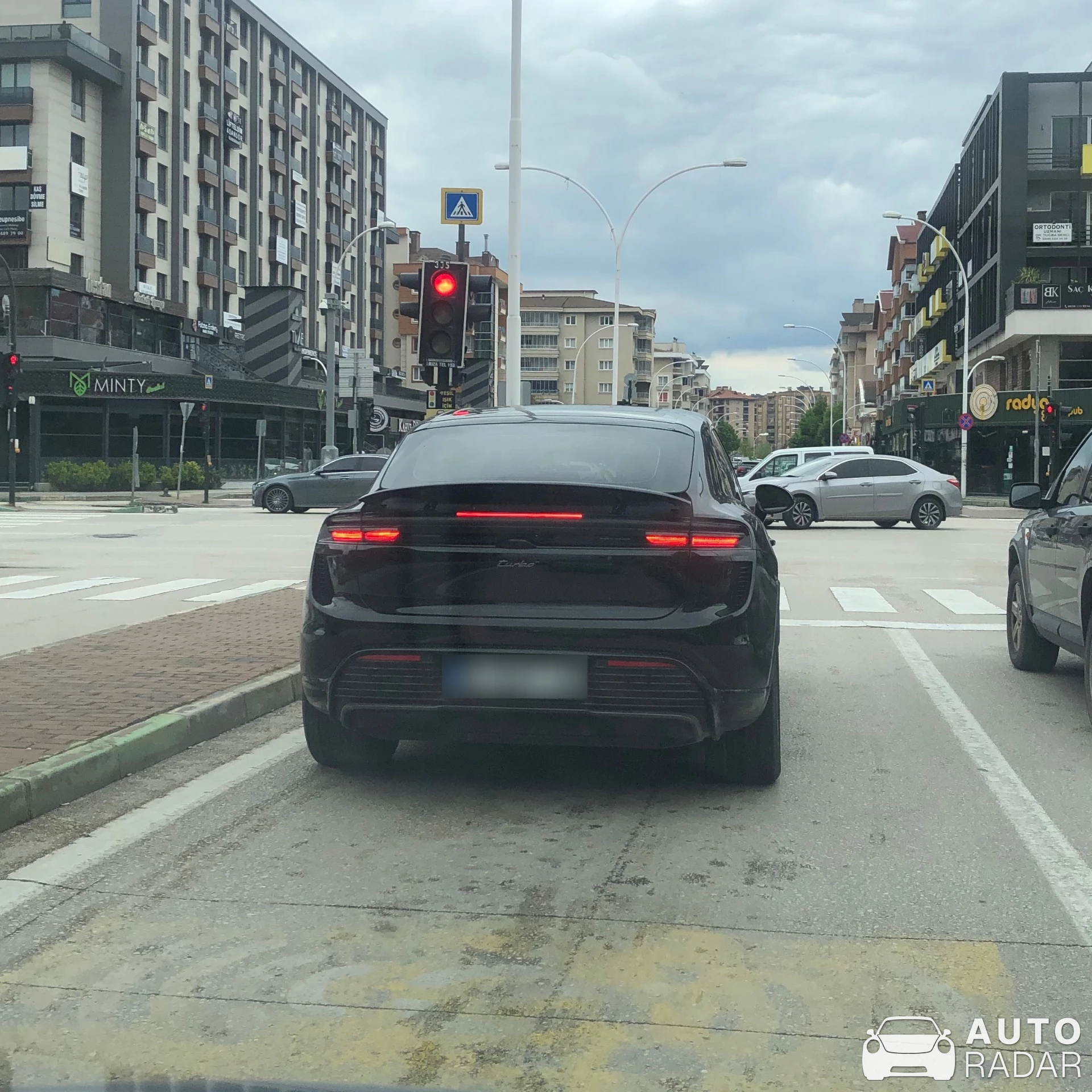 Porsche Macan EV Turbo spotted in Nilüfer