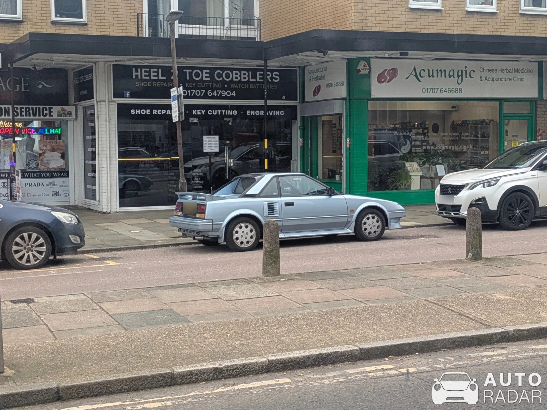 Toyota MR2 W10 spotted in Potters Bar