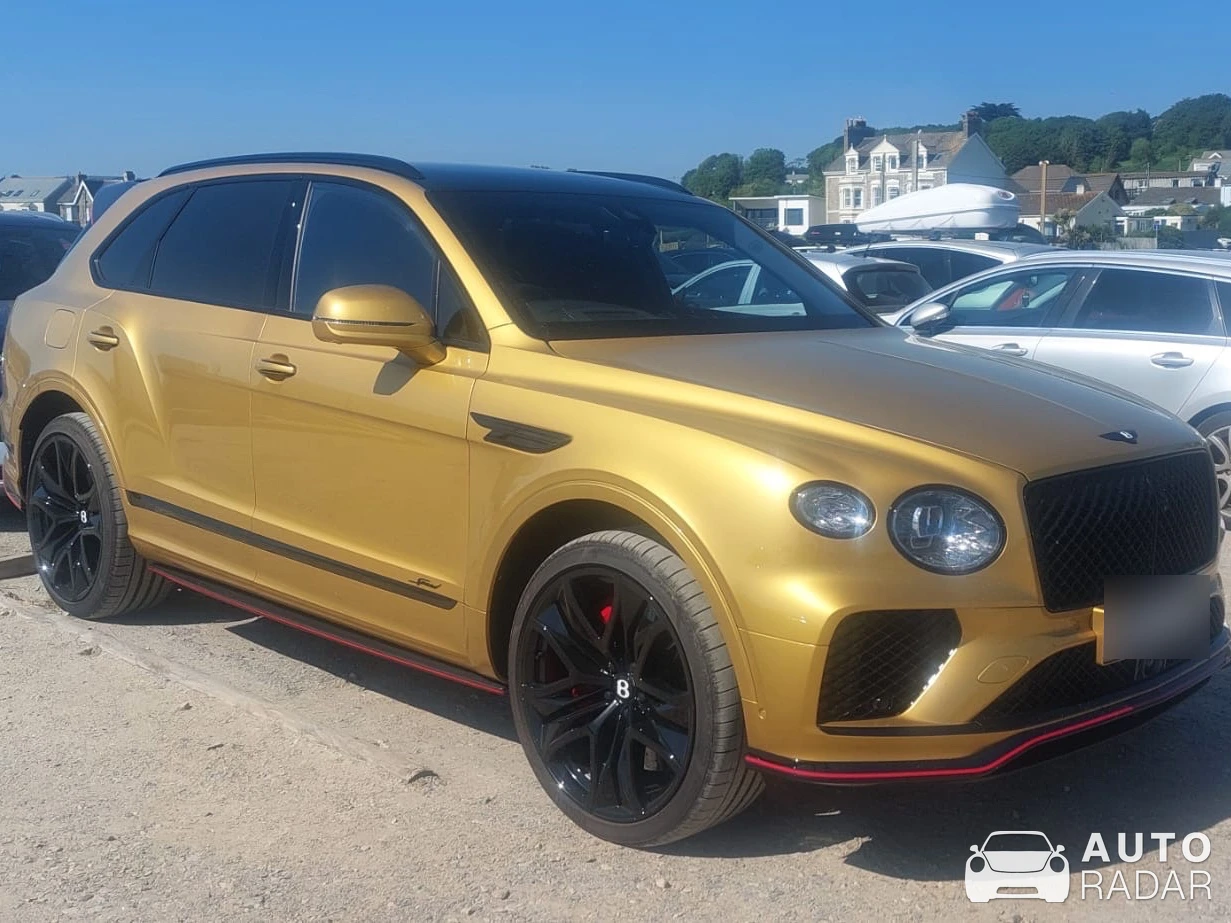 Bentley Bentayga Speed spotted in Chipping Norton