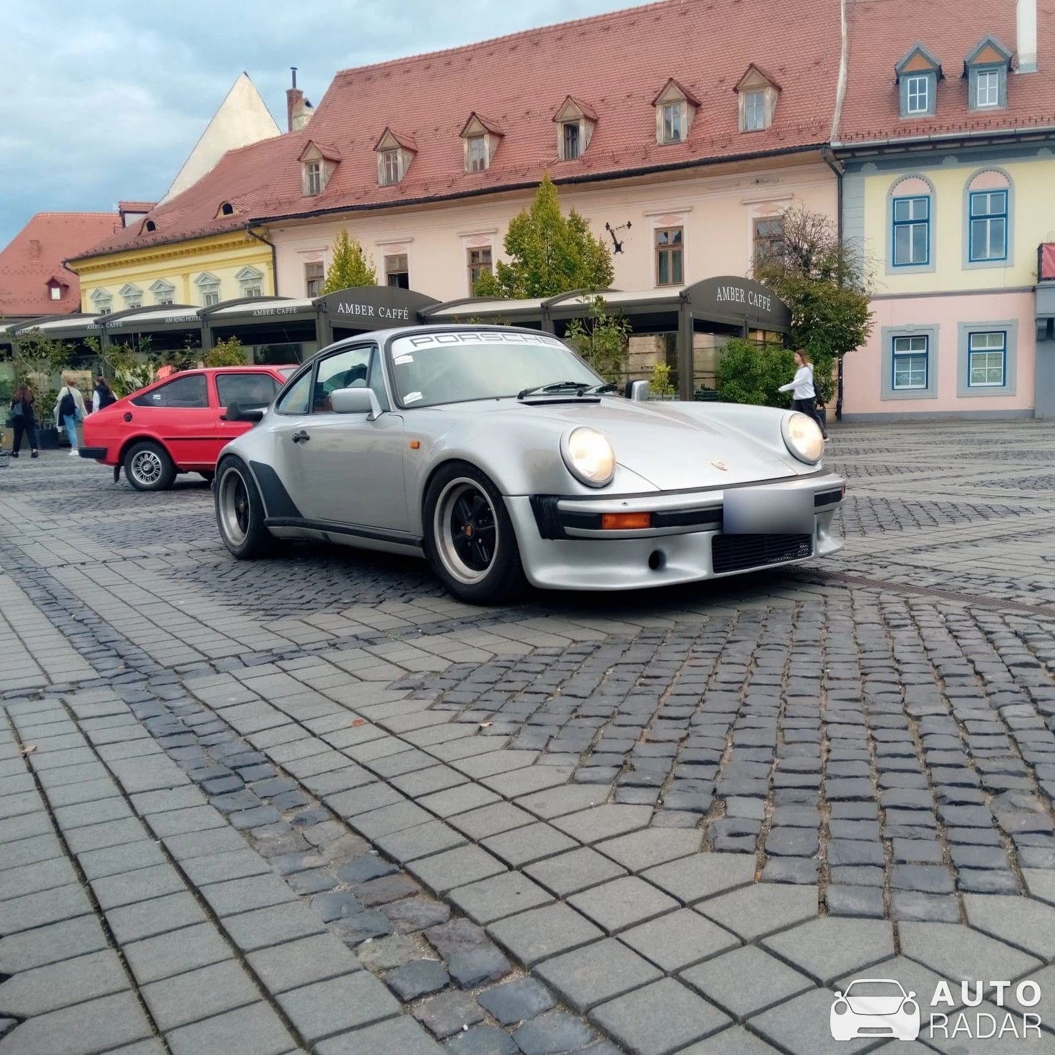 Porsche 930 Turbo spotted in Sibiu, Romania