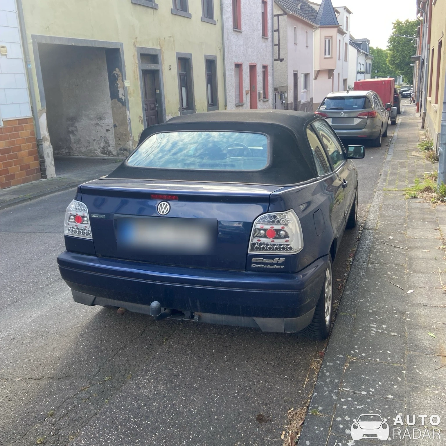 Volkswagen Golf MkIII Cabriolet spotted in Neuwied