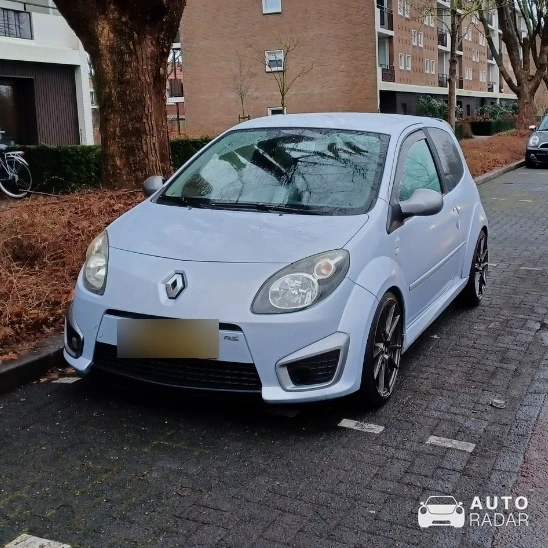 Renault Twingo RS spotted in Heerde, Netherlands