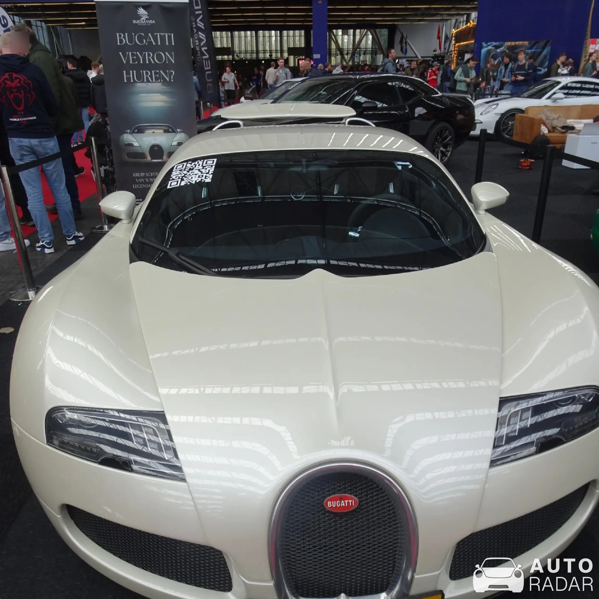 Bugatti Veyron 16.4 spotted in Düsseldorf, Duitsland