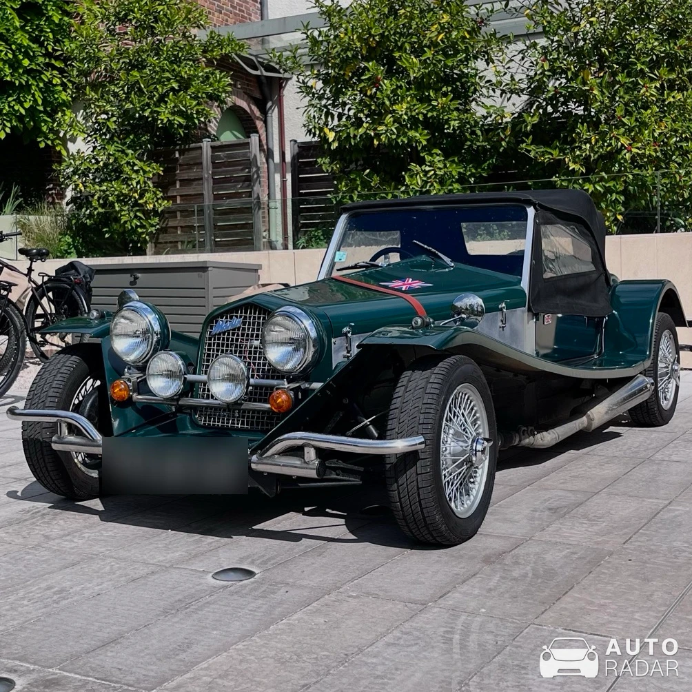 Marlin Roadster spotted in Champillon, France