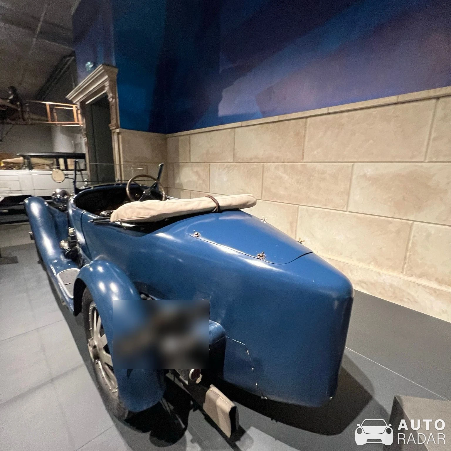Bugatti Type 43 spotted in Den Haag
