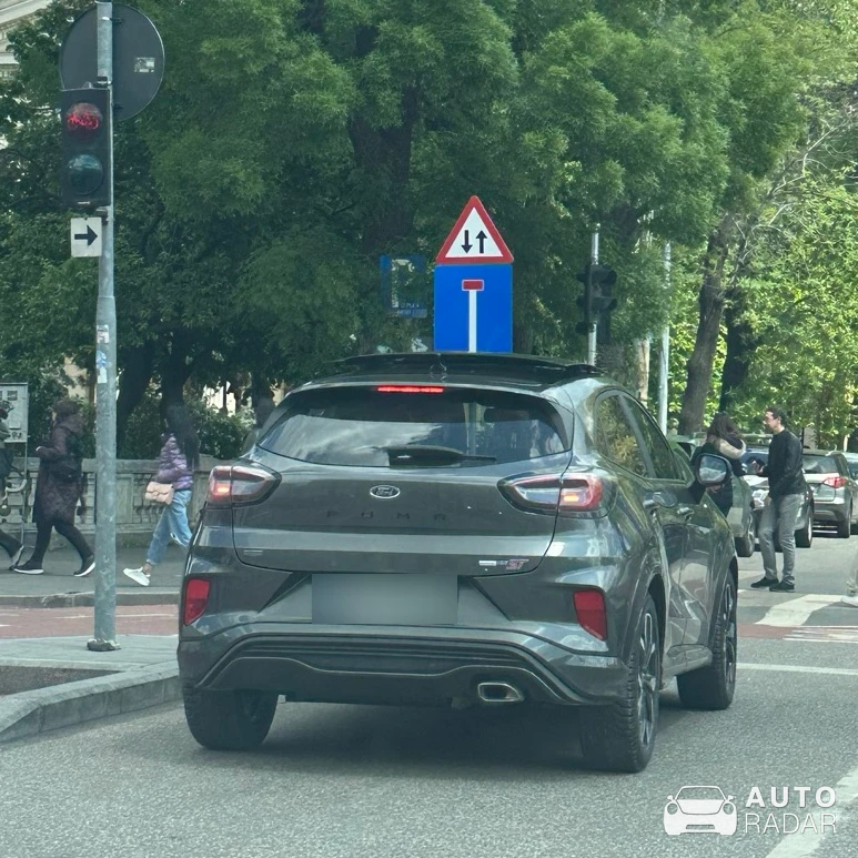 Ford Puma ST spotted in București