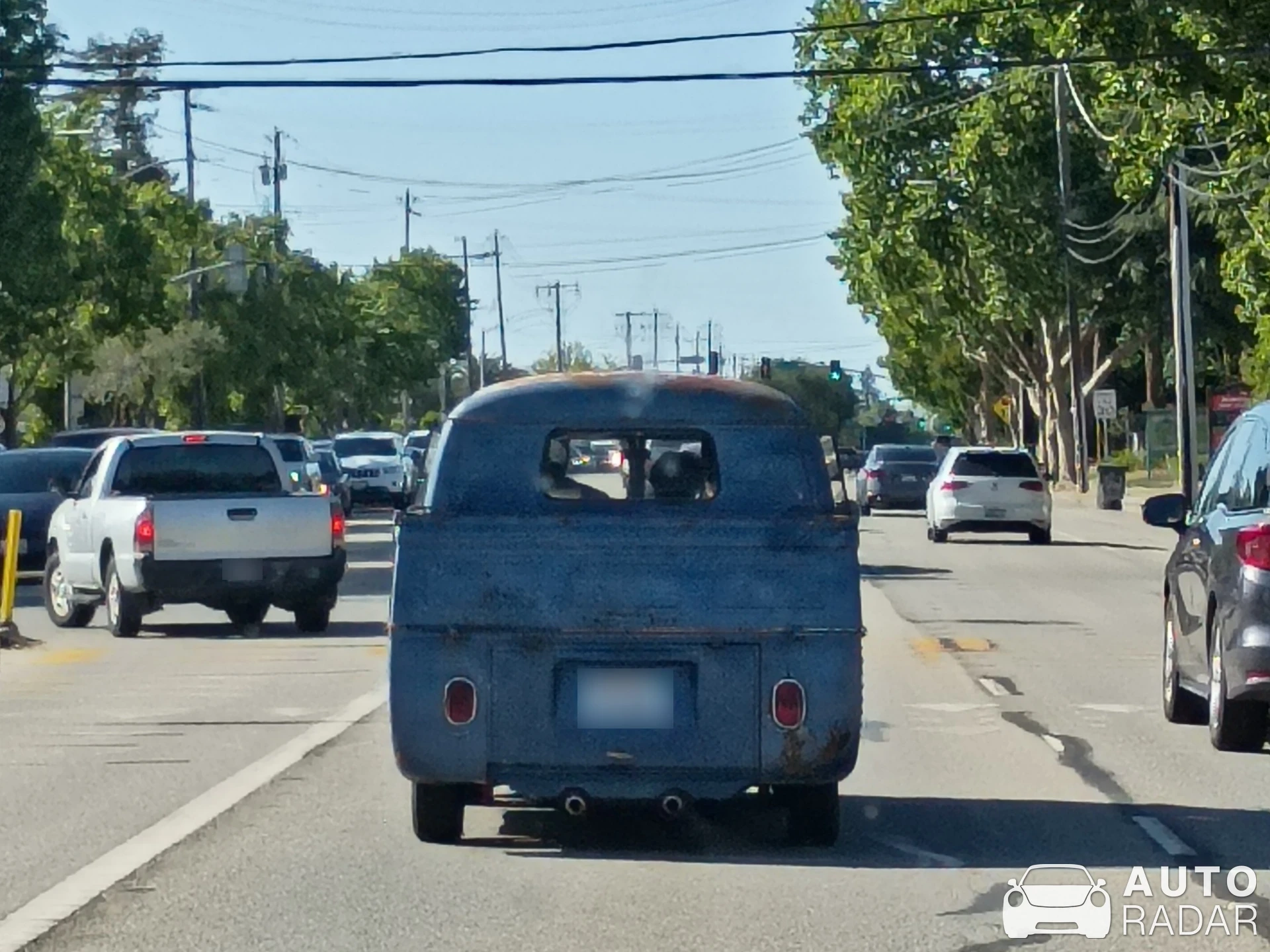 Volkswagen T2 Crew Cab Pickup spotted in Morgan Hill
