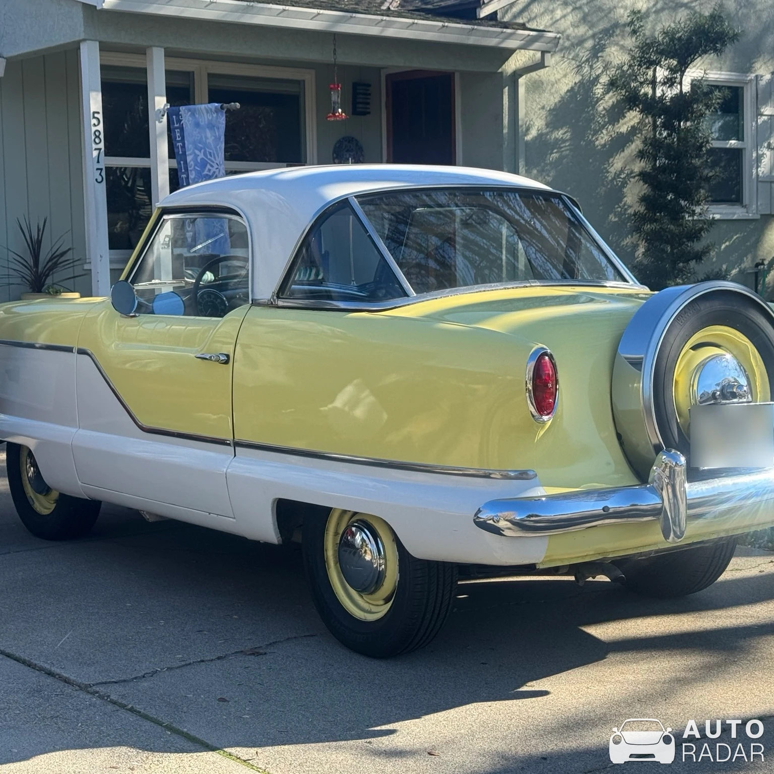Nash Metropolitan spotted in Springfield
