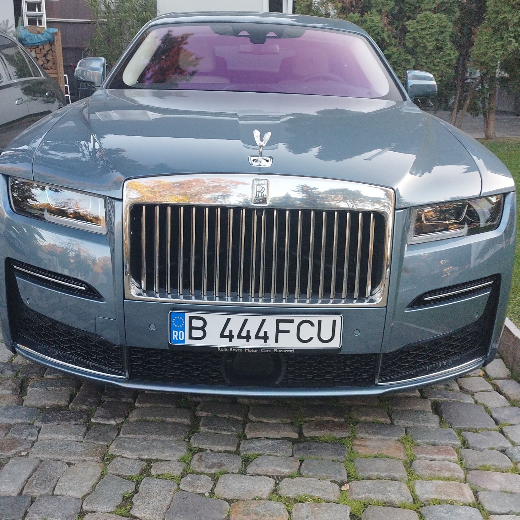 Rolls-Royce Ghost V-Specification