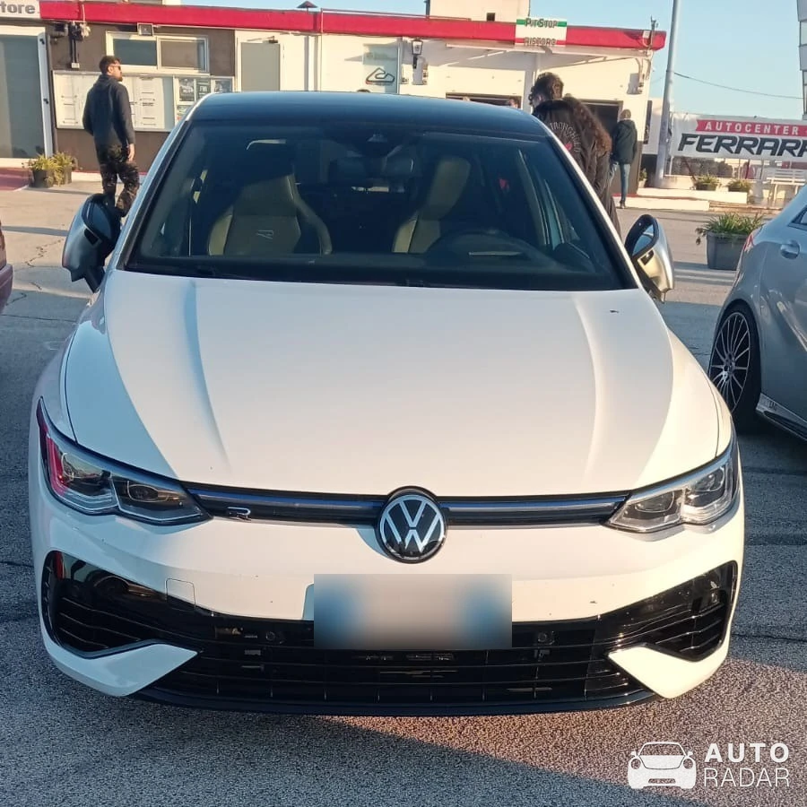 Volkswagen Golf 8 R spotted in Città Metropolitana di Bari, Italy