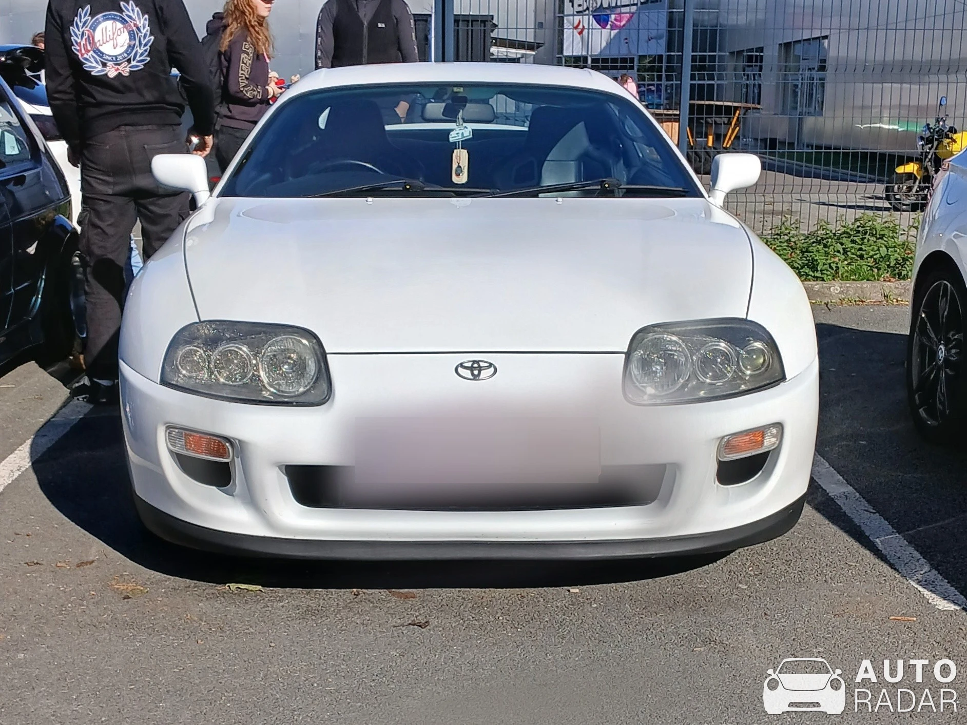 Toyota Supra A80 spotted in Valenciennes