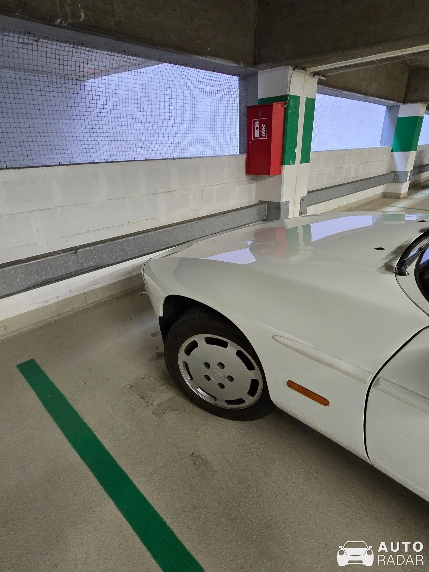 Porsche 928S spotted in Vienna