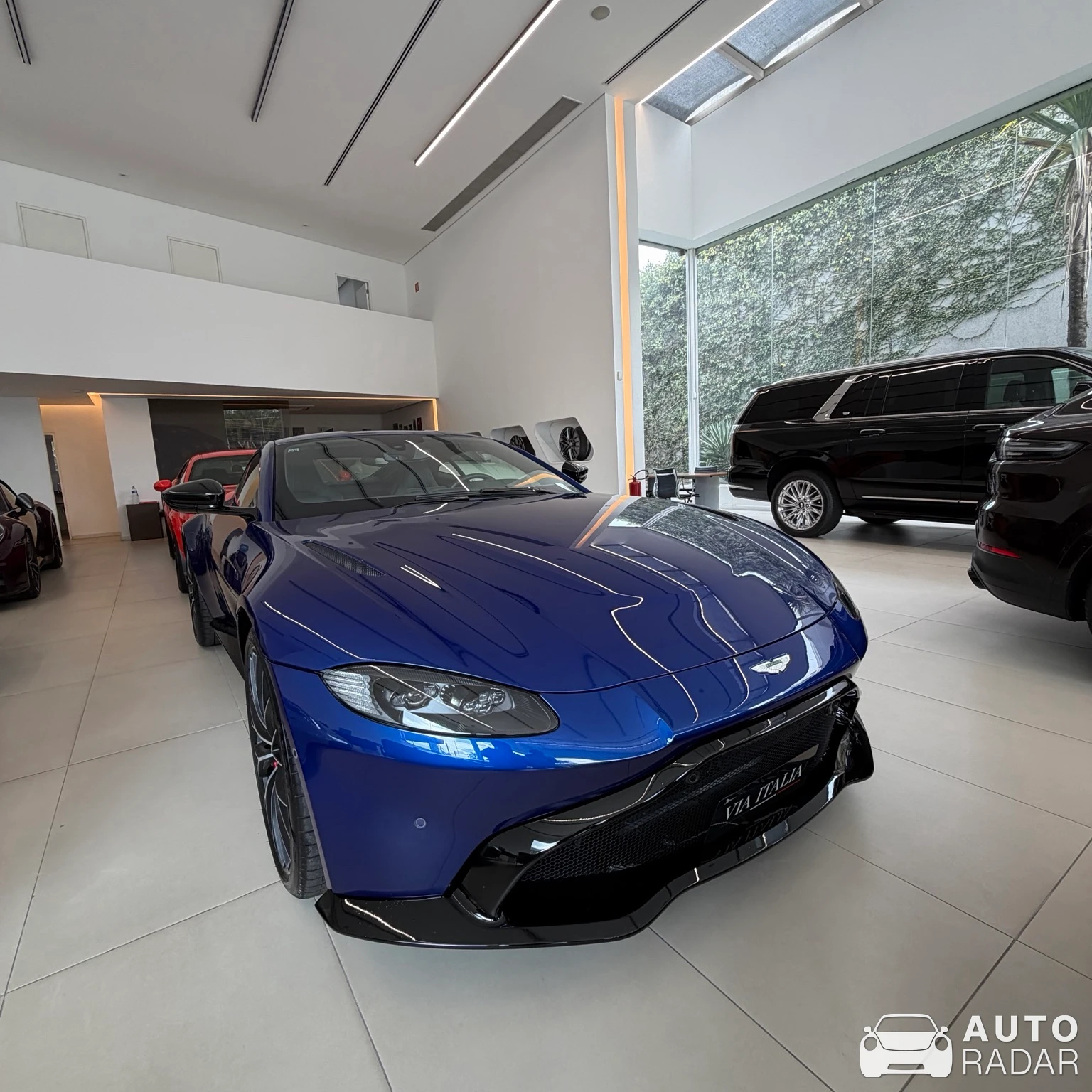 Aston Martin V8 Vantage spotted in São Bernardo do Campo