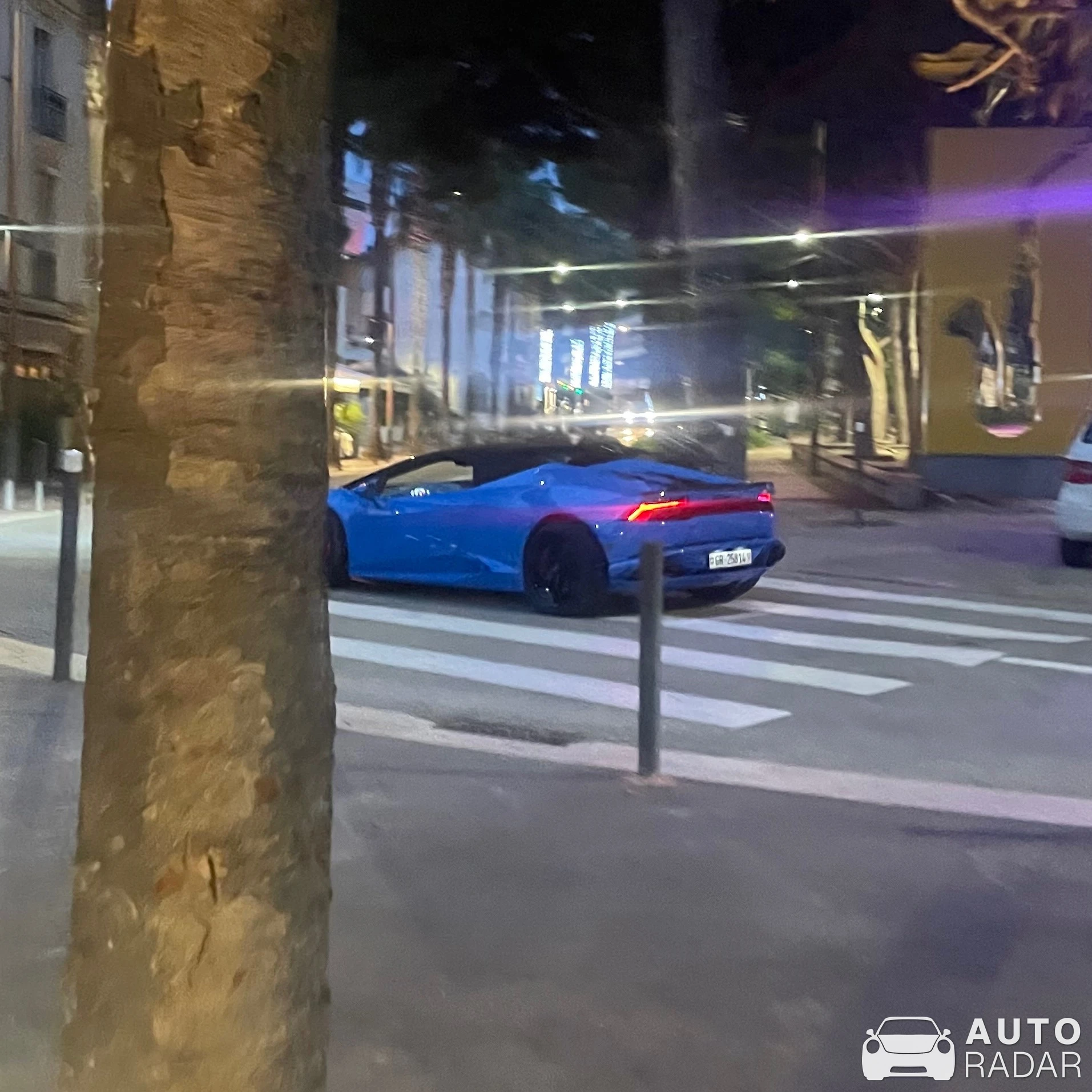 Lamborghini Huracán LP610-4 Spyder spotted in Antibes, France