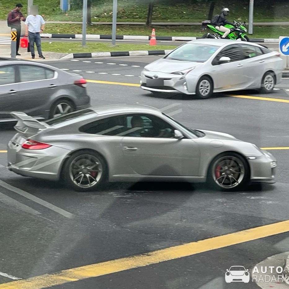 Porsche 997 GT3 spotted in Singapore, Singapore