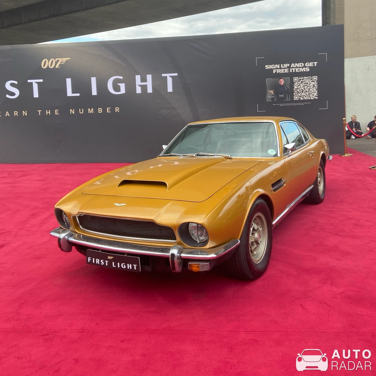 Aston Martin DBS V8 1969 - 1972 spotted in Köln