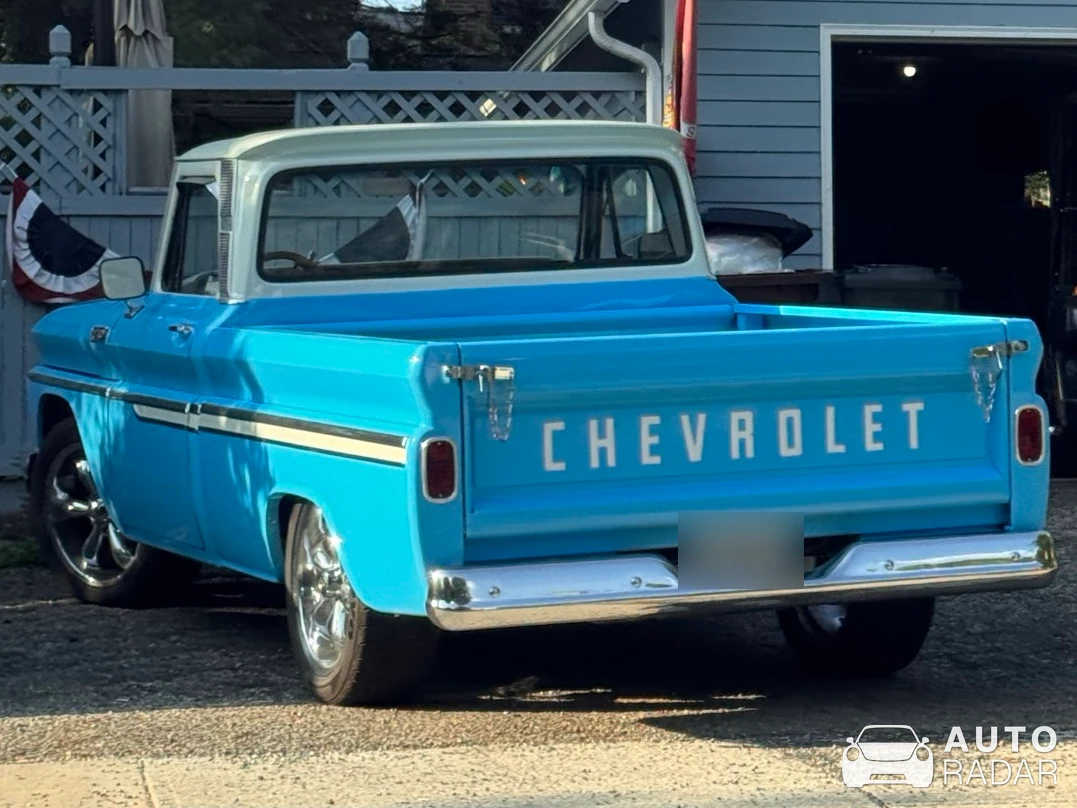 Chevrolet C10 Apache spotted in Granville