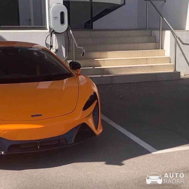 McLaren Artura spotted in Frewville, Australia
