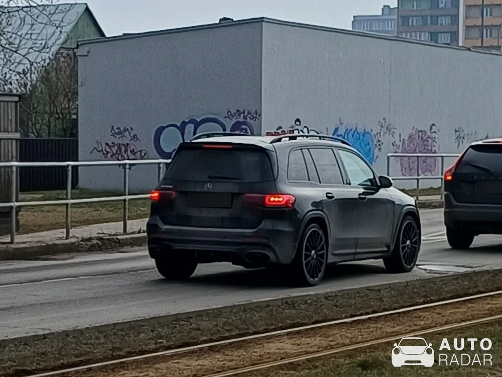 Mercedes-AMG GLA 45 S 4MATIC+ H247 spotted in Liepāja