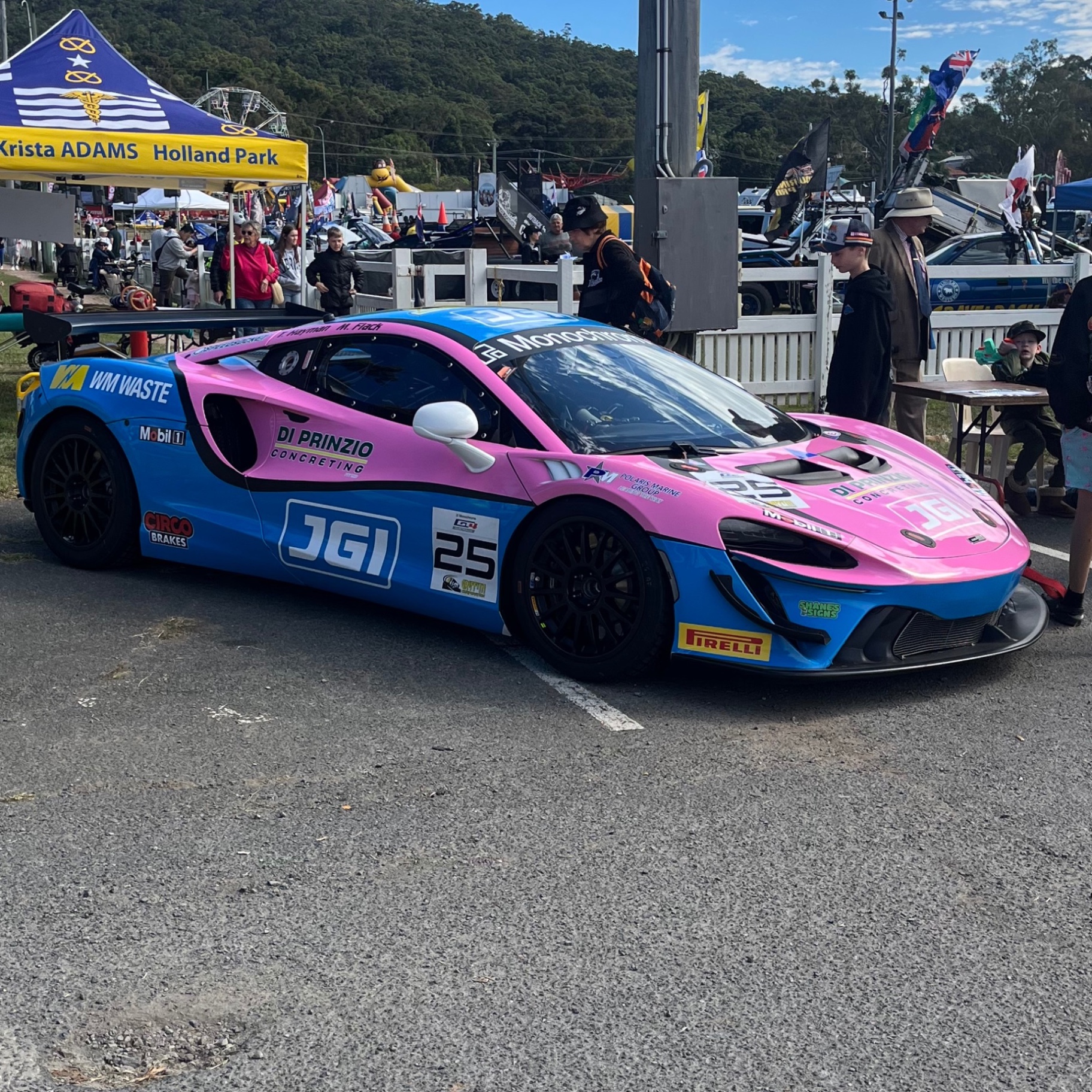 McLaren Artura GT4