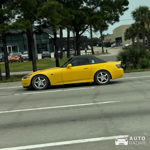 Honda S2000 spotted in The Woodlands