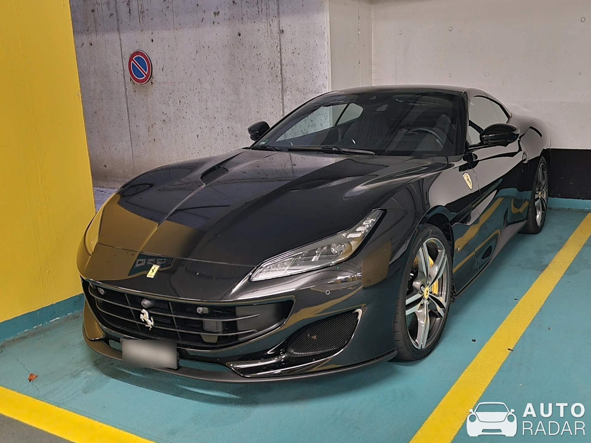 Ferrari Portofino spotted in Milano, Italia