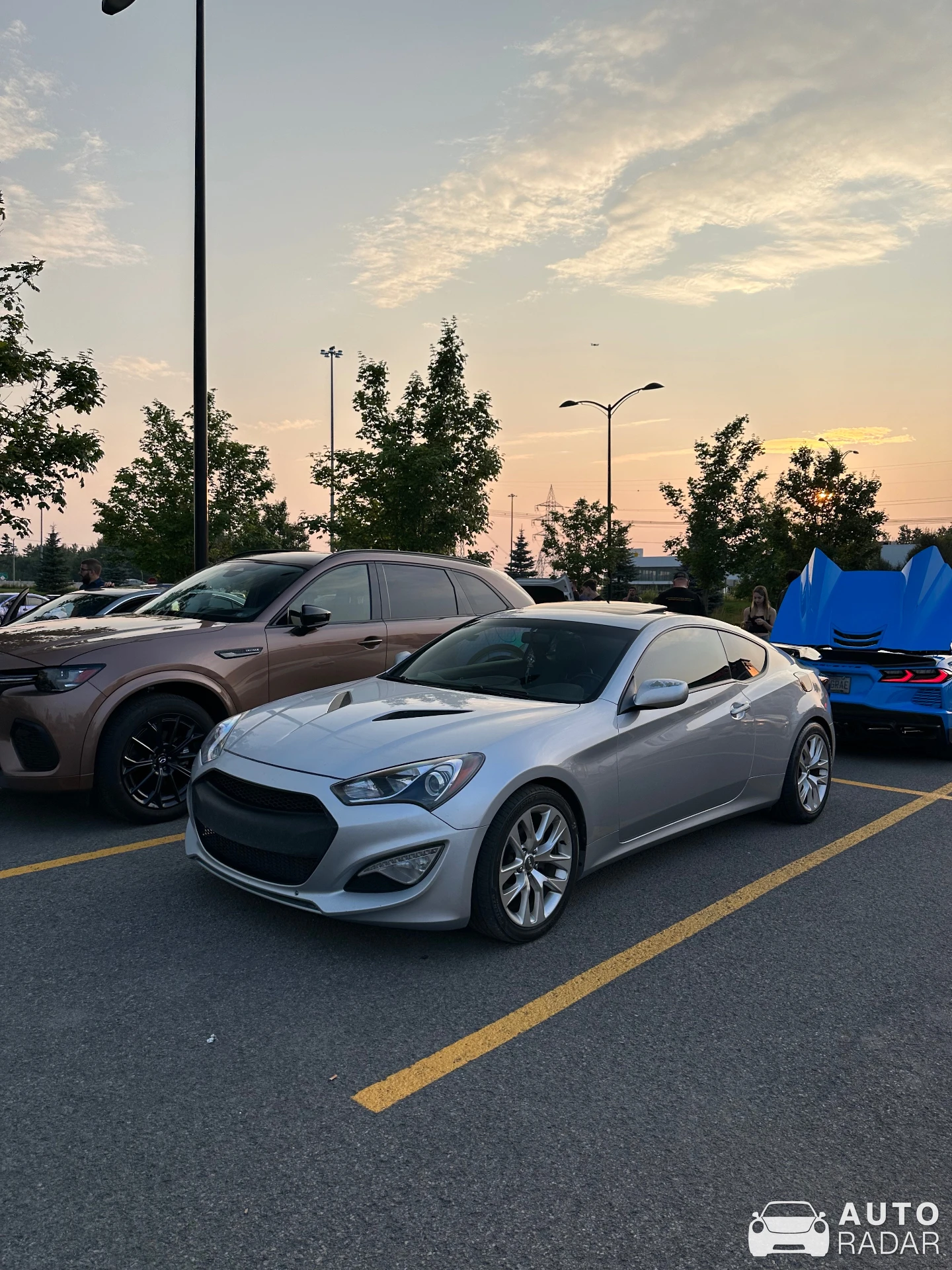 Hyundai Genesis 3.8T spotted in Blainville