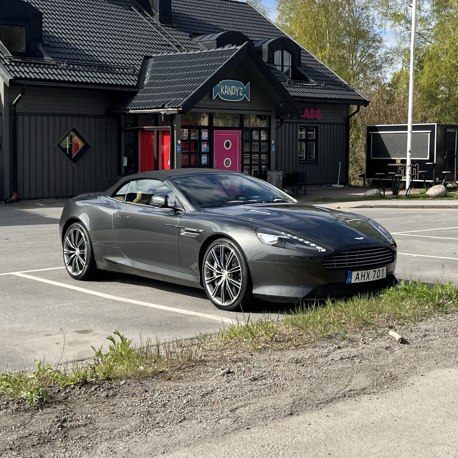 Aston Martin DB9 GT Volante 2016