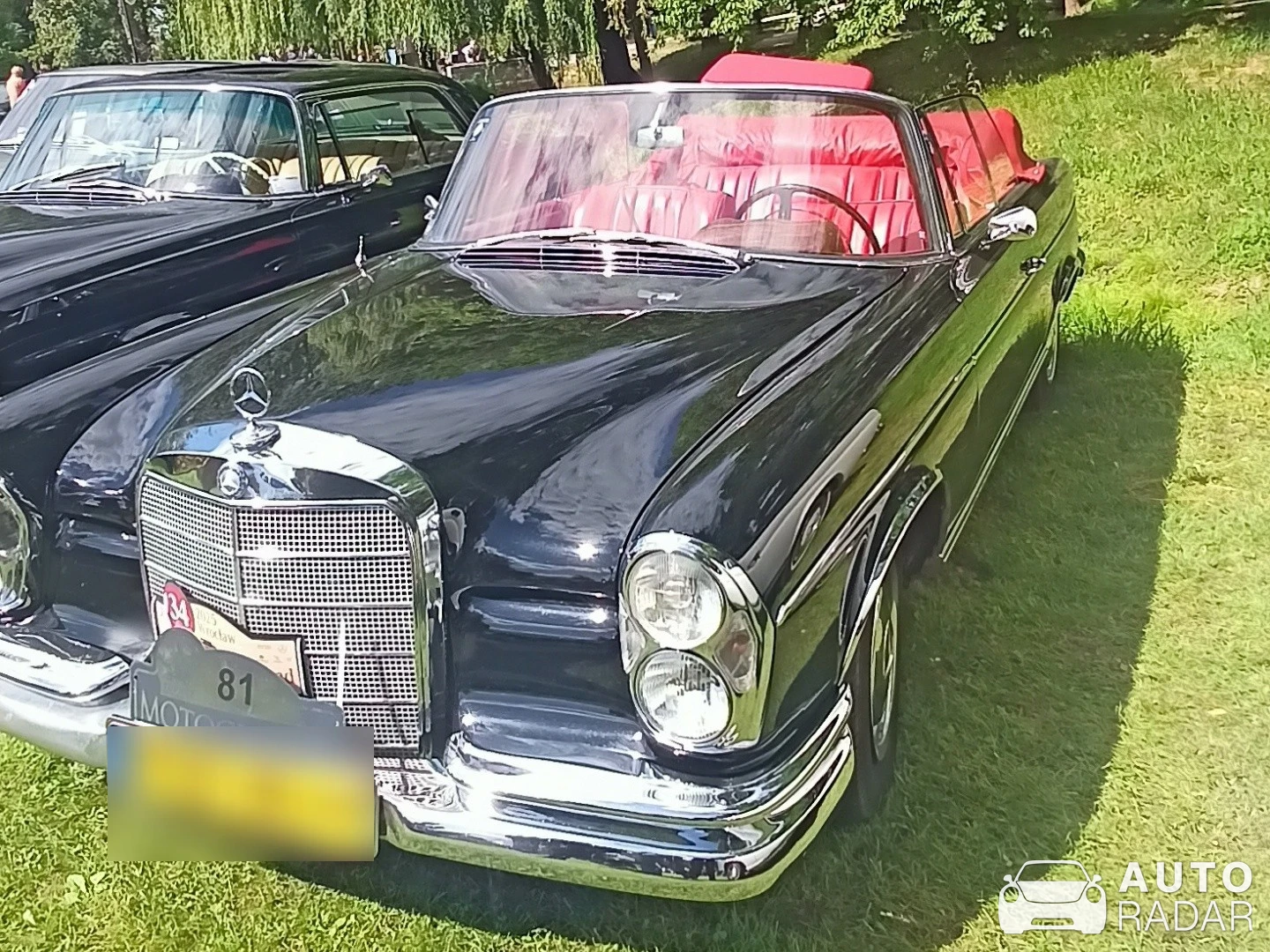 Mercedes-Benz W111 Cabriolet spotted
