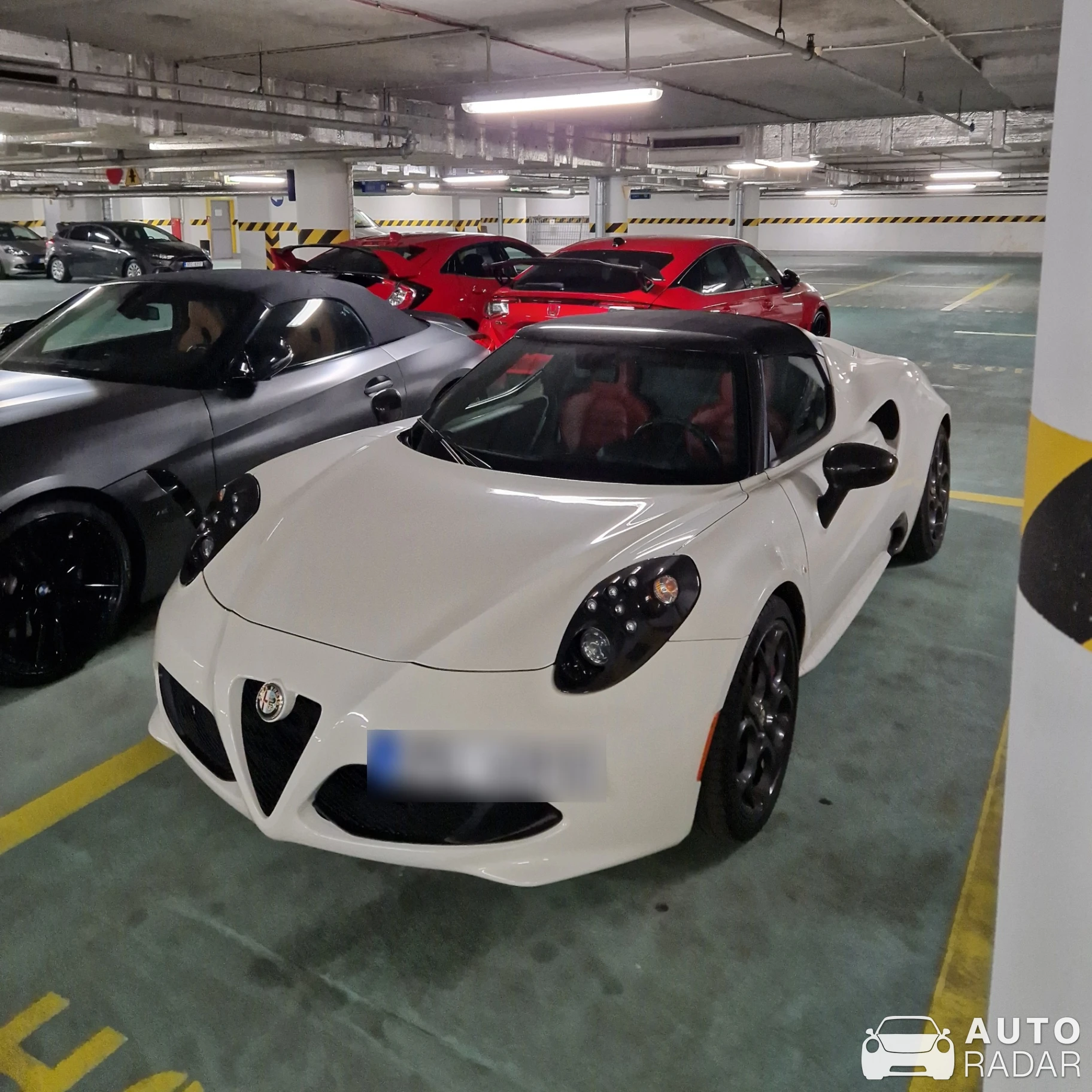 Alfa Romeo 4C Coupé spotted in Warszawa, Poland