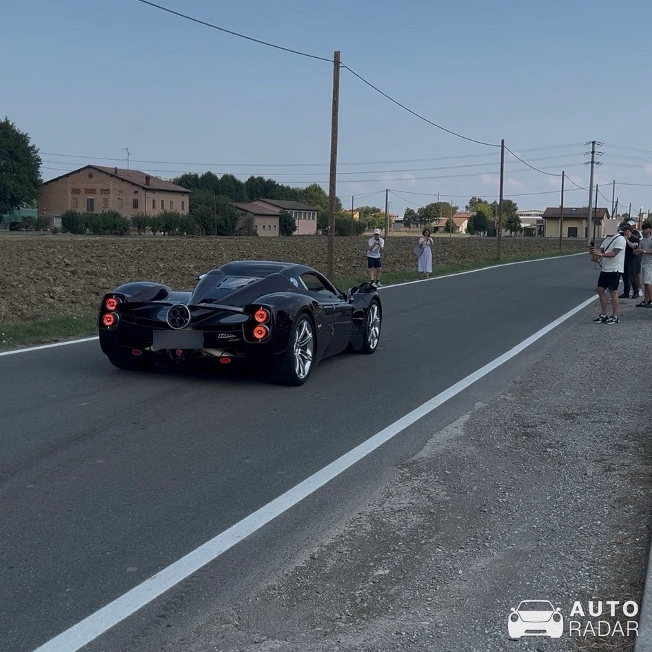 Pagani Utopia spotted in San Cesario sul Panaro, Italie