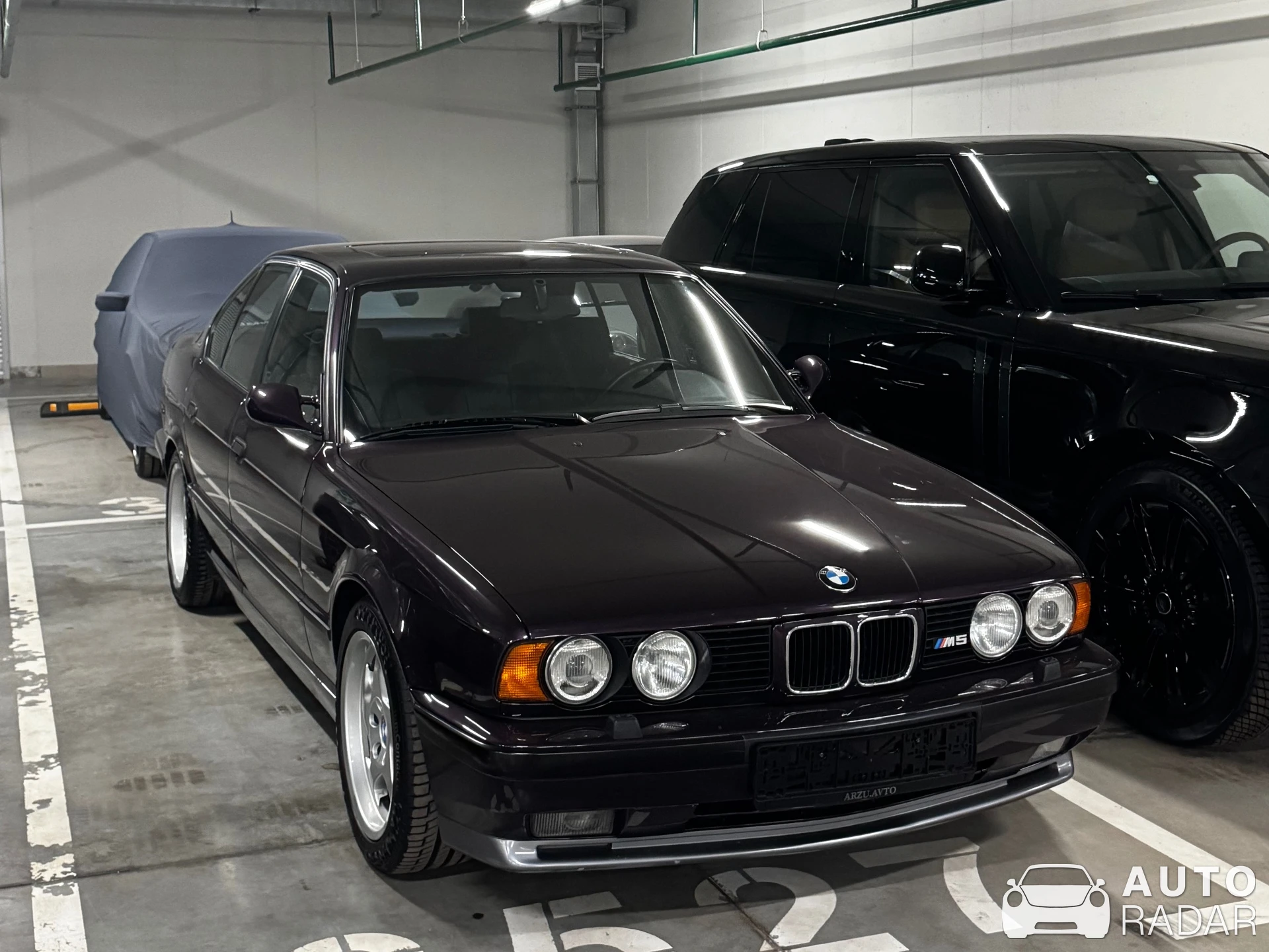 BMW M5 E34 spotted in Москва, Россия