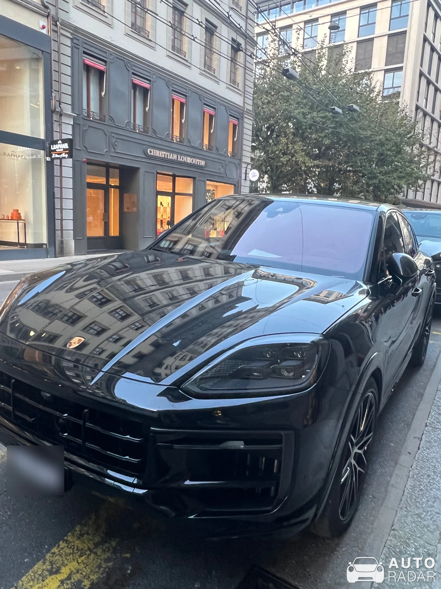Porsche Cayenne Coupé GTS spotted in Genève, Switzerland