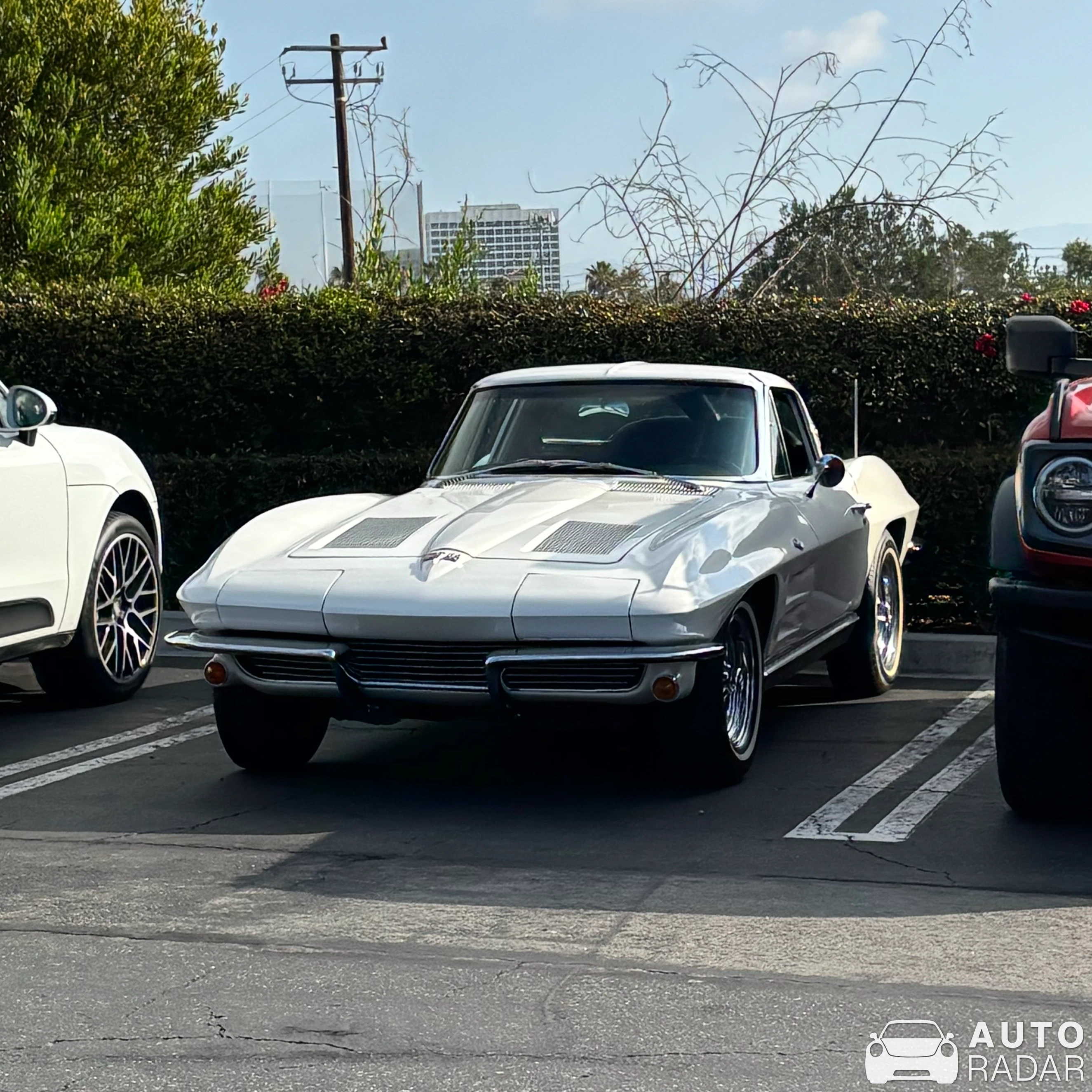 Chevrolet Corvette C2 Split Window spotted in El Segundo
