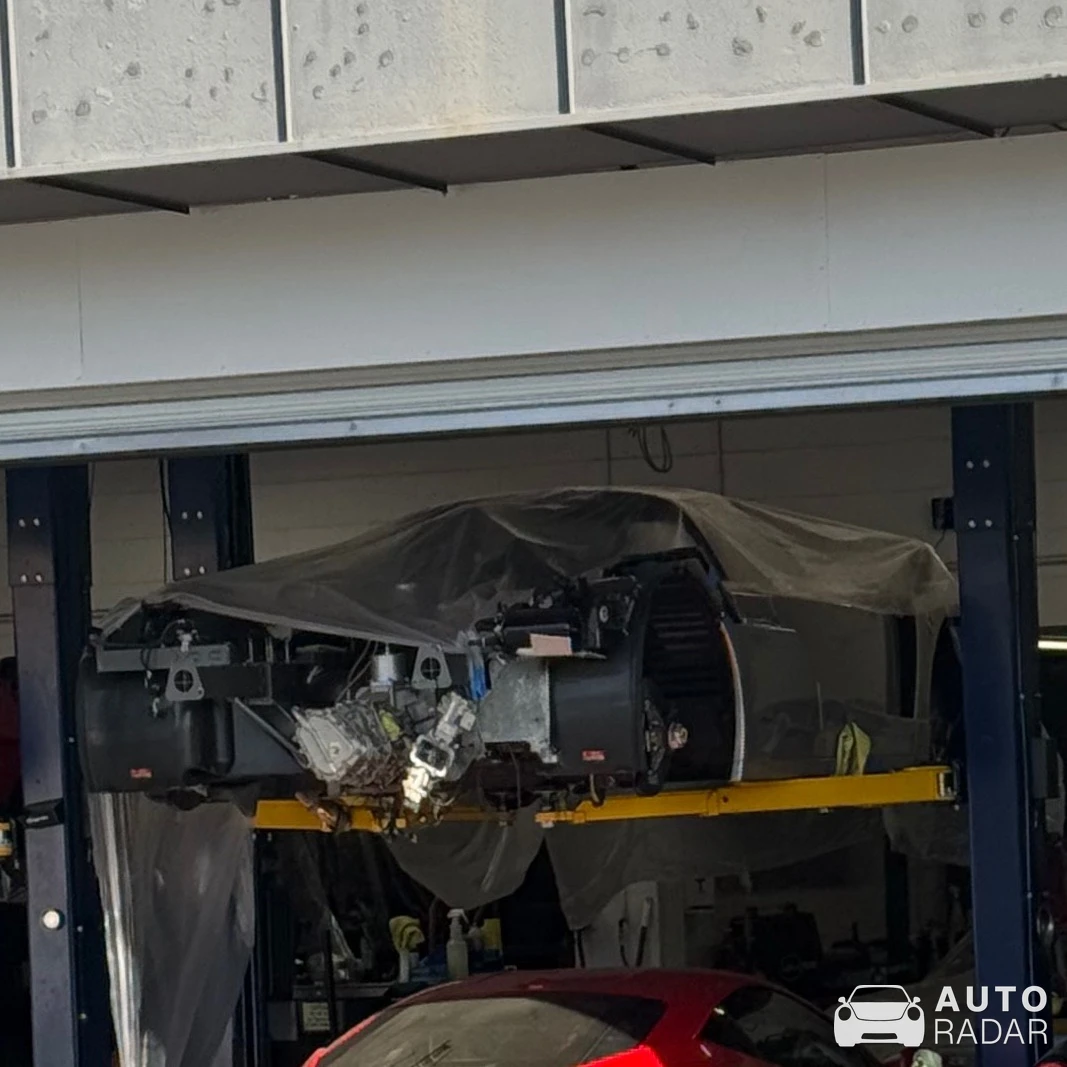 Ferrari Enzo spotted in Los Angeles, United States