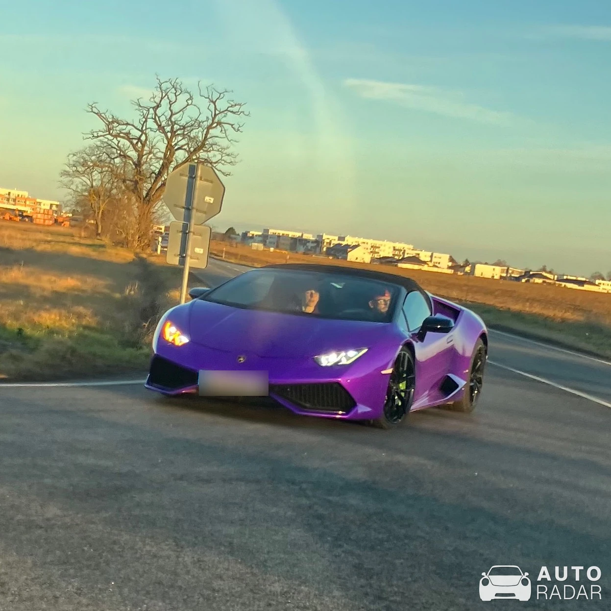 Lamborghini Huracán LP610-4 Spyder spotted in Dunajská Lužná, Slovensko