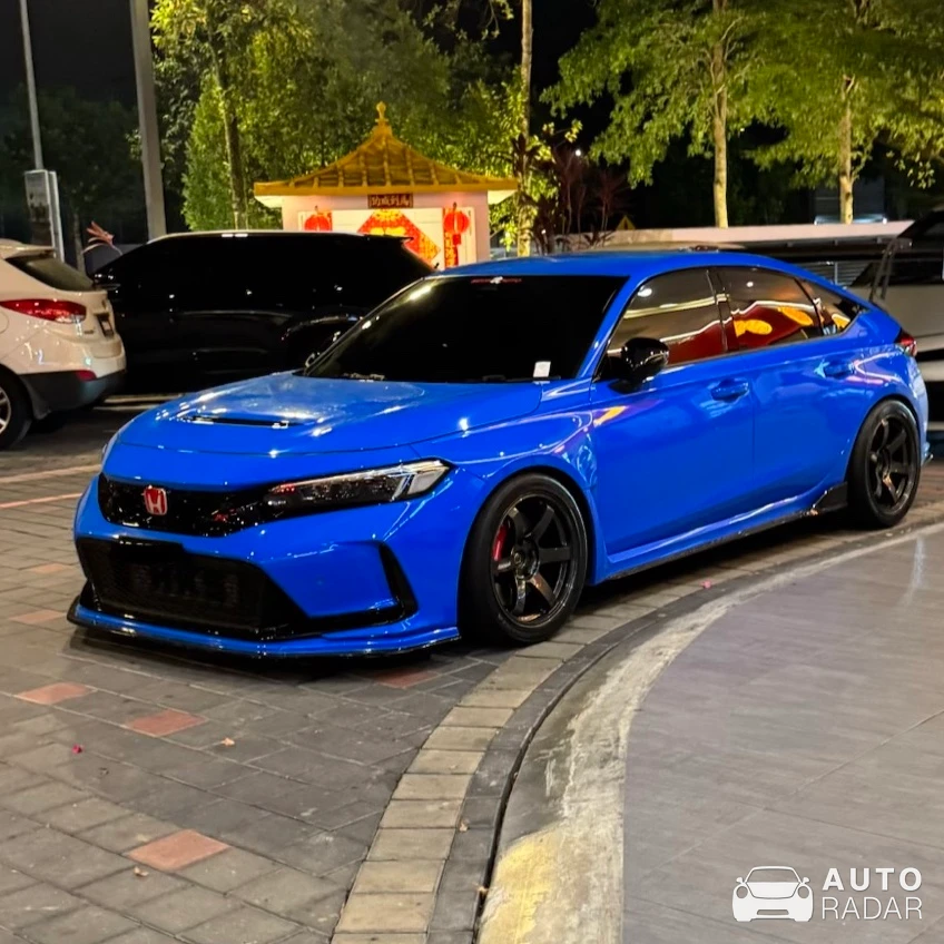 Honda Civic Type-R 2024 spotted in Telok Panglima Garang