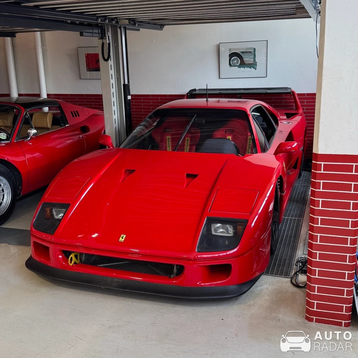 Ferrari F40 GT spotted in Plan-les-Ouates