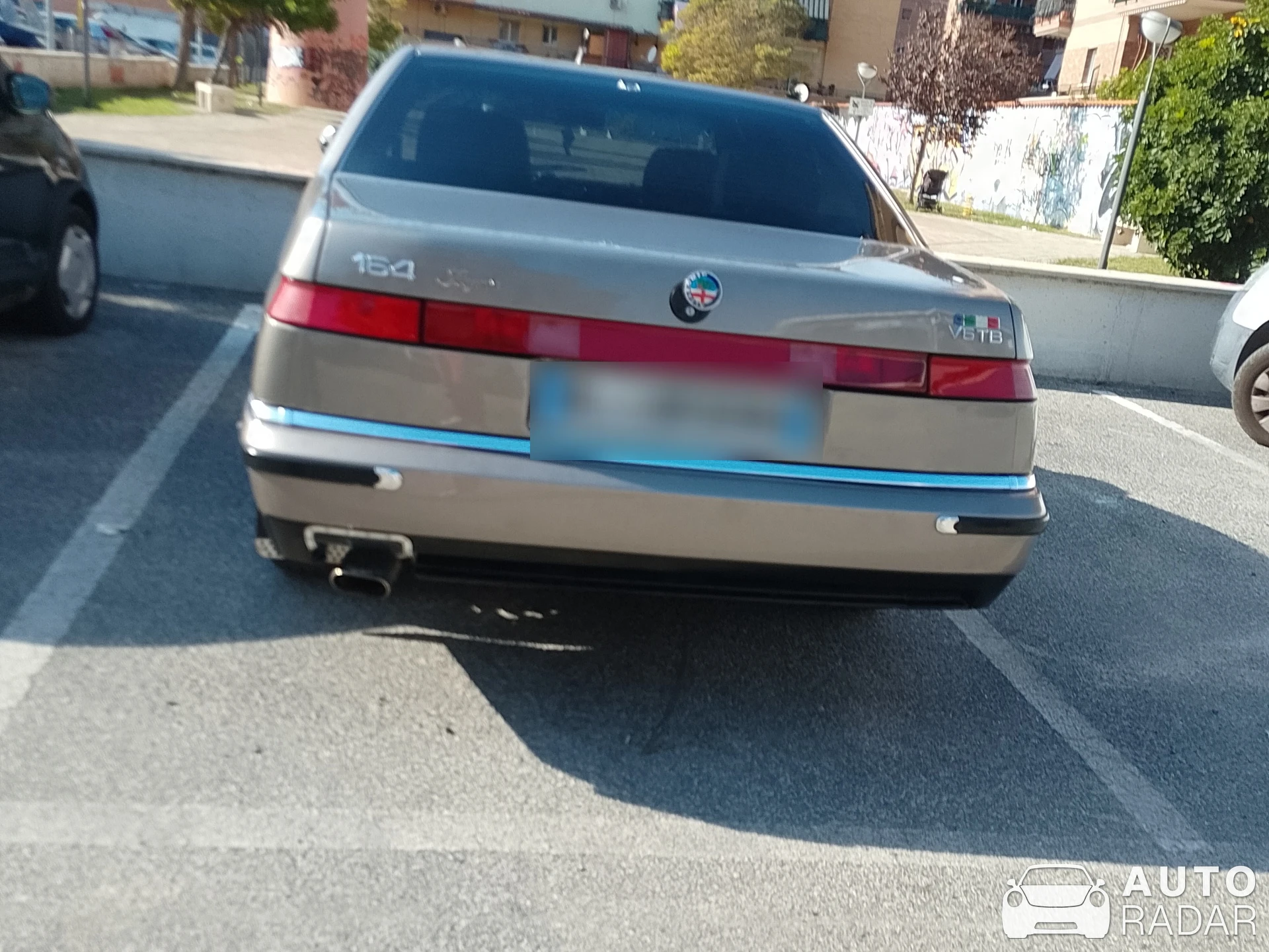 Alfa Romeo 164 QV spotted in Ladispoli
